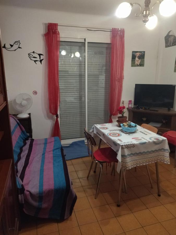 F1 Chambre Et Cuisine Reynès 외부 사진
